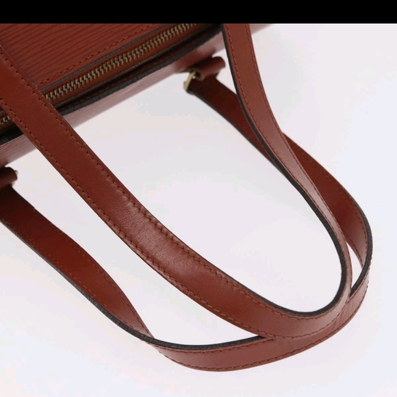 Louis Vuitton Epi Soufflot Leather Bag - Picture 6 of 10